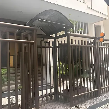 Apto Luxuoso, 50 Mts da Praia em Copacabana para 6-2